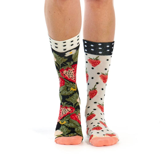 Ruban Rouge Erdbeer-Socken, ungleiches Paar, Größen 35/38 und 39/42