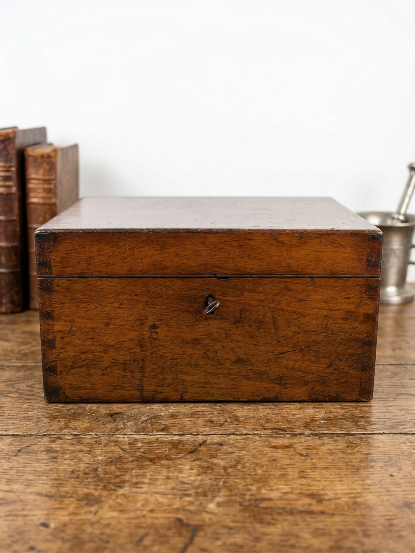 Vintage Antik Holz Medizinische Apotheker Kiste mit Glas-Flaschen und Zubehör