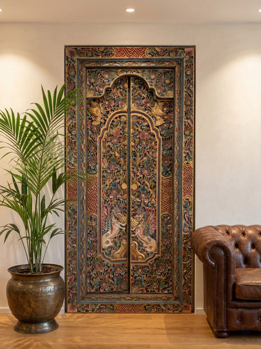 Balinesische Tempel-Tür aus geschnitztem Holz - 102 x 220 cm - Alter unbekannt