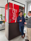 Vintage Coca-Cola Automat mit Münzeinwurf - Kühlfunktion - ca. 2000